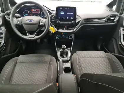 Photo 82 Ford Fiesta Gén. V Ph2 Titanium Business 5