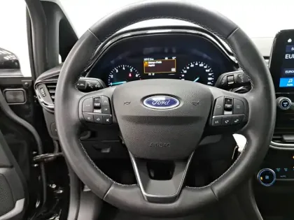 Photo 74 Ford Fiesta Gén. V Ph2 Titanium Business 5