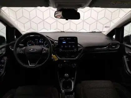 Photo 83 Ford Fiesta Gén. V Ph2 Titanium Business 5