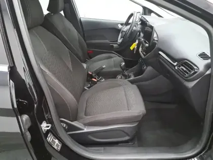 Photo 64 Ford Fiesta Gén. V Ph2 Titanium Business 5