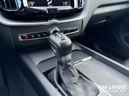 Photo 12 Volvo Xc60  D4 190 ch AdBlue Geatronic 8