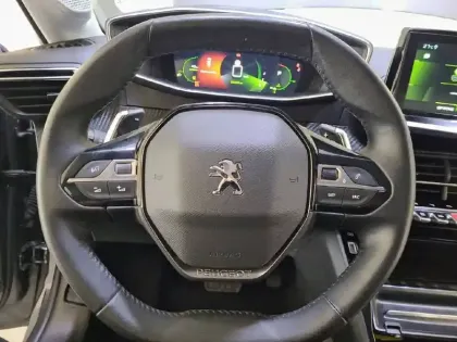 Photo 8 Peugeot 208  PureTech 100 S&S EAT8