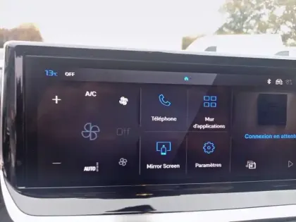 Photo 14 Peugeot 208  Hybrid 110 e-DCS6