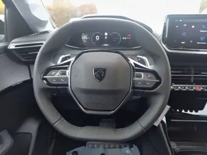 Photo 8 Peugeot 208  Hybrid 110 e-DCS6