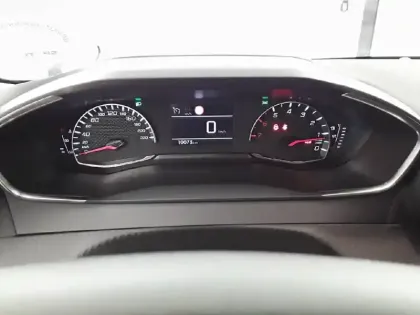 Photo 9 Peugeot 208  PureTech 75 S&S BVM5