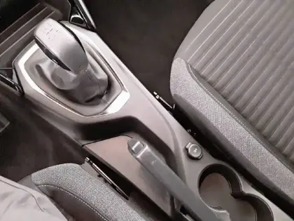 Photo 13 Peugeot 208  PureTech 75 S&S BVM5