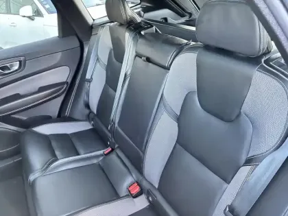 Photo 30 Volvo Xc60  T6 AWD Hybride rechargeable 253 ch+145 ch Geartronic 8