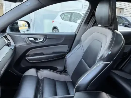 Photo 16 Volvo Xc60  T6 AWD Hybride rechargeable 253 ch+145 ch Geartronic 8