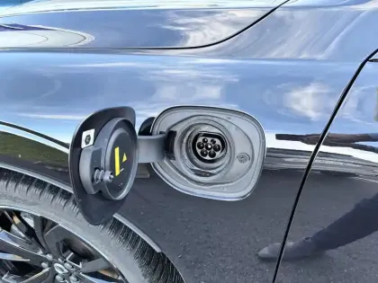 Photo 12 Volvo Xc60  T6 AWD Hybride rechargeable 253 ch+145 ch Geartronic 8