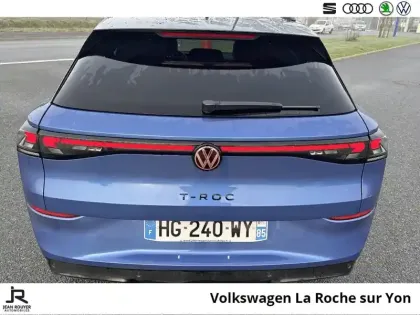 Photo 15 Volkswagen T-roc  1.5 eTSI EVO2 Hybrid 150 ch DSG7