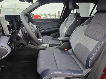 Photo 6 Renault 4 Renault  E-Tech Electrique 150 ch autonomie confort