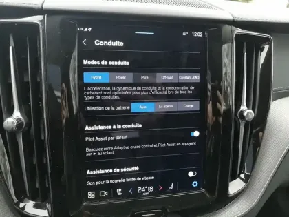 Photo 26 Volvo Xc60  T8 AWD Hybride rechargeable 310 ch+145 ch Geartronic 8