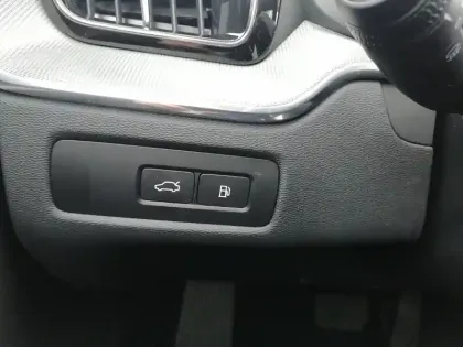 Photo 15 Volvo Xc60  T8 AWD Hybride rechargeable 310 ch+145 ch Geartronic 8