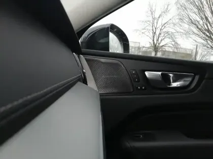 Photo 34 Volvo Xc60  T8 AWD Hybride rechargeable 310 ch+145 ch Geartronic 8