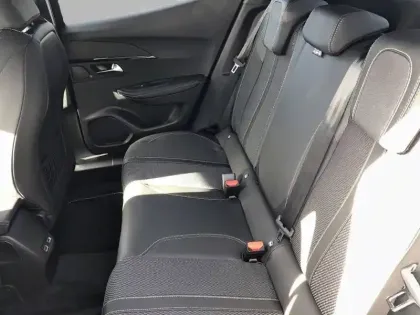 Photo 11 Peugeot 2008  Hybrid 145 e-DCS6