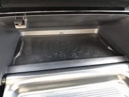 Photo 19 Peugeot 2008  Hybrid 145 e-DCS6