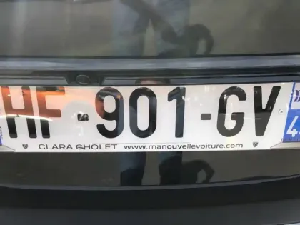 Photo 18 Peugeot 2008  Hybrid 145 e-DCS6