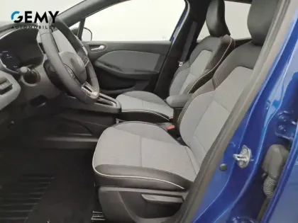 Photo 8 Renault Clio  E-Tech full hybrid 145 ch GSR2