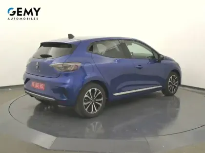 Photo 17 Renault Clio  E-Tech full hybrid 145 ch GSR2