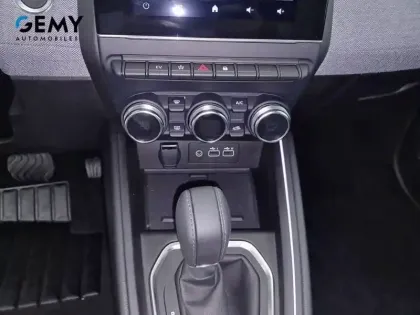 Photo 13 Renault Clio  E-Tech full hybrid 145 ch GSR2