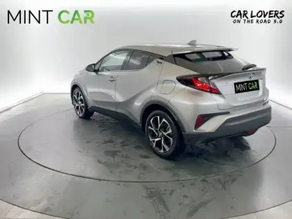 Photo 1 Toyota C-HR  Hybride 122h