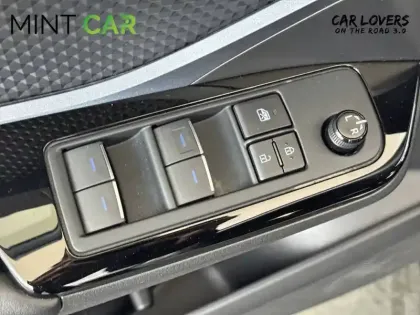 Photo 16 Toyota C-HR  Hybride 122h