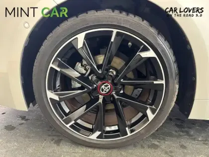 Photo 8 Toyota Corolla  Hybride 122h