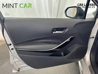 Photo 21 Toyota Corolla  Hybride 122h