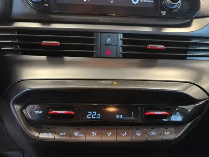 Photo 70 Hyundai I20  1.0 T-GDi 100 Hybrid 48V