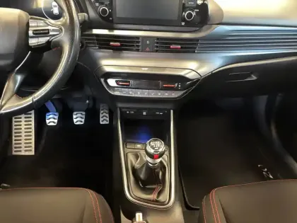 Photo 10 Hyundai I20  1.0 T-GDi 100 Hybrid 48V