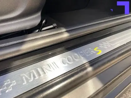 Photo 33 Mini Mini Hatch 3 Portes Cooper SE 184 ch