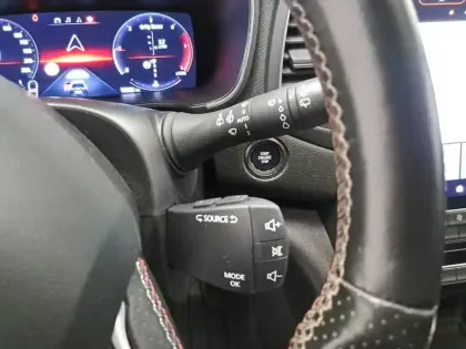 Photo 29 Renault Megane Mégane IV Berline Blue dCi 115 EDC - 20