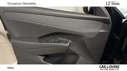 Photo 15 Volkswagen T-roc  1.5 eTSI EVO2 Hybrid 116 ch DSG7