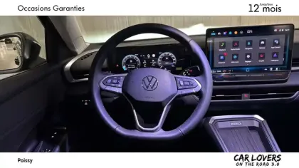 Photo 11 Volkswagen T-roc  1.5 eTSI EVO2 Hybrid 116 ch DSG7