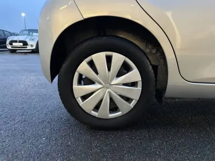 Photo 25 Toyota Aygo  1.0 VVT-i