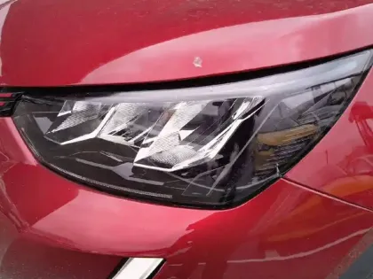 Photo 11 Peugeot 2008  Electrique 136 ch