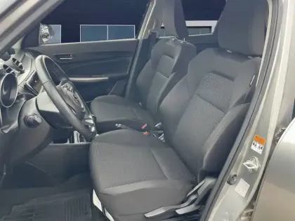 Photo 13 Suzuki Swift  1.2 Dualjet Hybrid