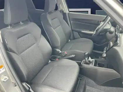 Photo 18 Suzuki Swift  1.2 Dualjet Hybrid