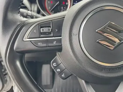 Photo 25 Suzuki Swift  1.2 Dualjet Hybrid