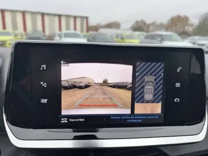 Photo 14 Peugeot 2008  PureTech 130 S&S EAT8