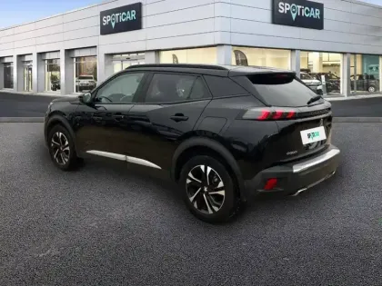 Photo 6 Peugeot 2008  PureTech 130 S&S EAT8