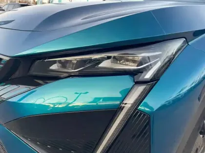 Photo 10 Peugeot 408  PureTech 130 ch S&S EAT8