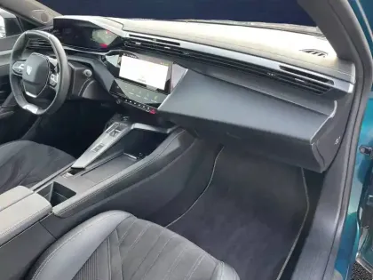 Photo 17 Peugeot 408  PureTech 130 ch S&S EAT8