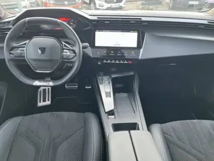 Photo 12 Peugeot 408  PureTech 130 ch S&S EAT8