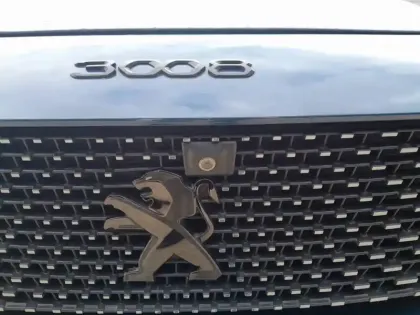Photo 16 Peugeot 3008  Hybrid 225 e-EAT8