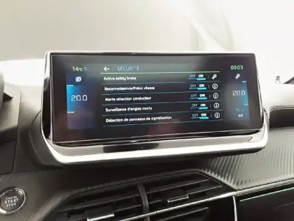 Photo 19 Peugeot 208  Electrique 50 kWh 136ch