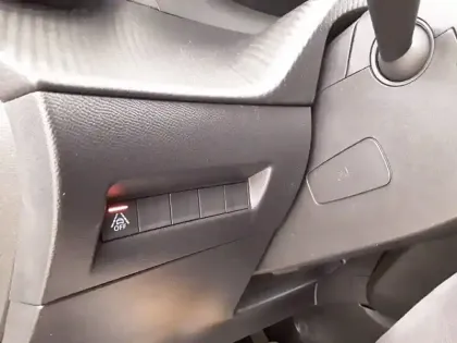 Photo 24 Peugeot 208  Electrique 50 kWh 136ch