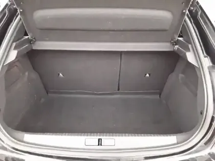 Photo 5 Peugeot 208  Electrique 50 kWh 136ch