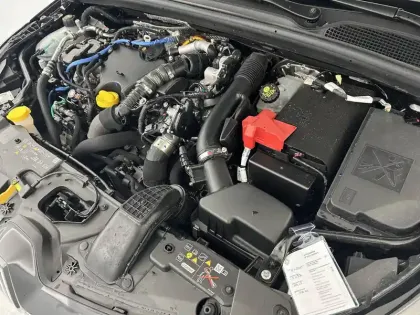 Photo 21 Renault Clio  Blue dCi 100 ch GSR2