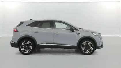 Photo 35 Renault Symbioz  E-Tech full hybrid 145